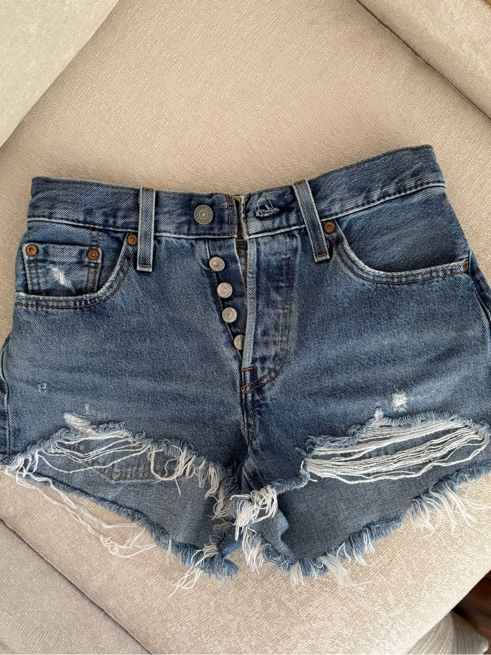 Levi’s Original Distressed Denim Cutoff Shorts, Medium Blue, Sz 25